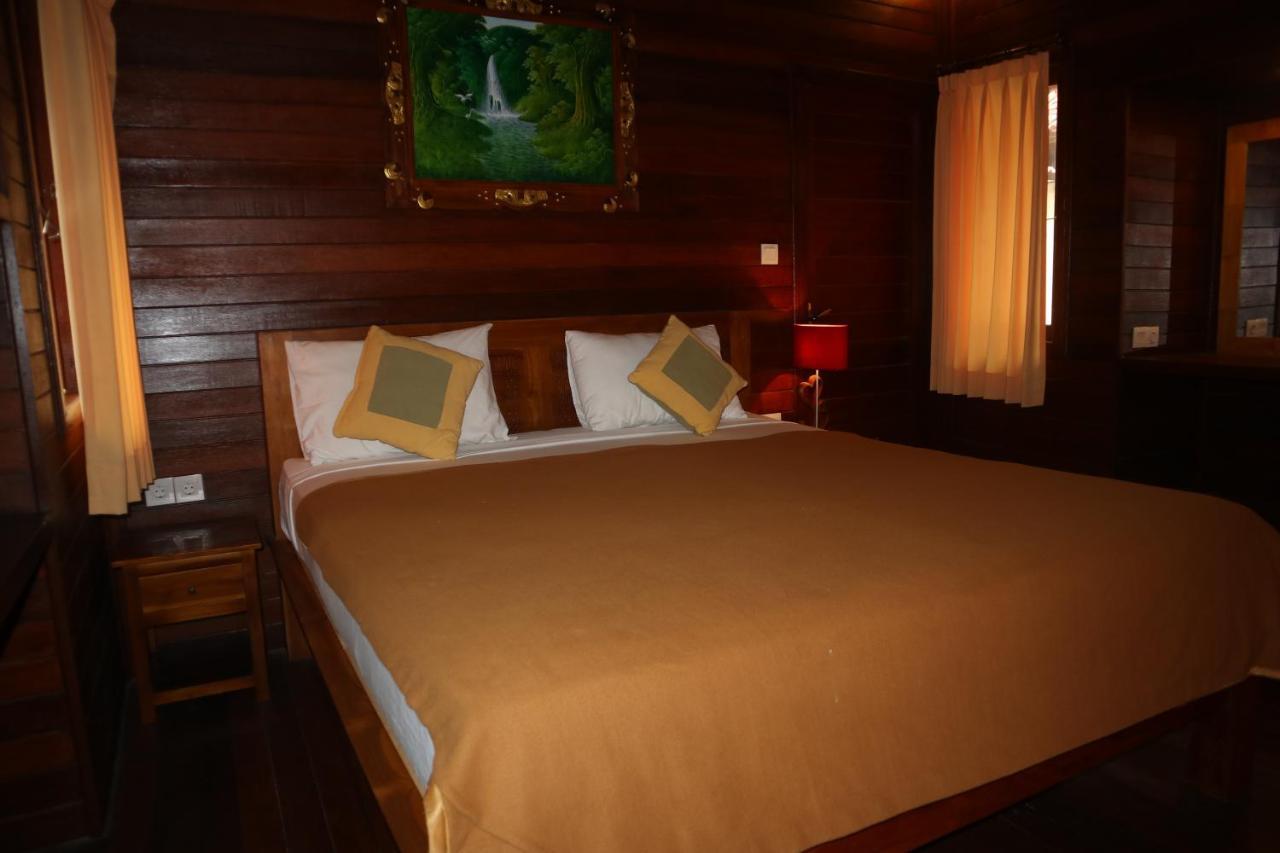 Svaha Nusa Guest House นูซาเลมโบงัน ภายนอก รูปภาพ