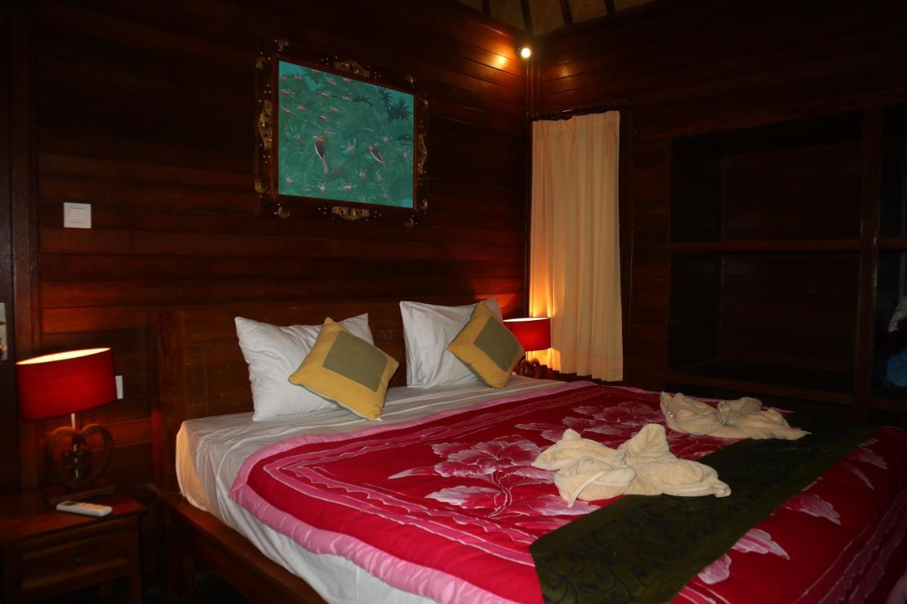 Svaha Nusa Guest House นูซาเลมโบงัน ภายนอก รูปภาพ