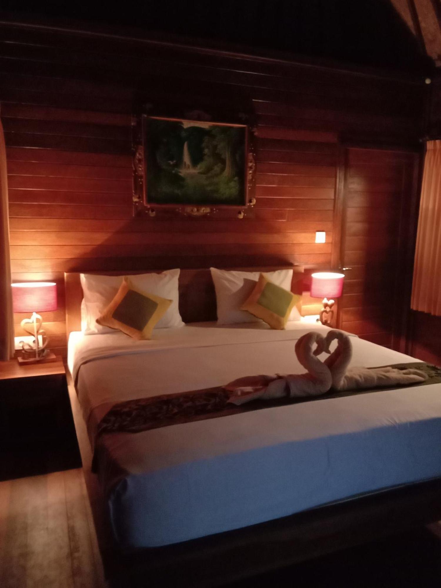 Svaha Nusa Guest House นูซาเลมโบงัน ภายนอก รูปภาพ