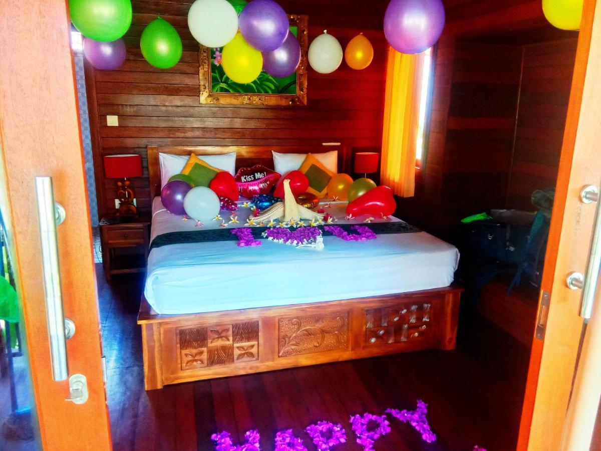 Svaha Nusa Guest House นูซาเลมโบงัน ภายนอก รูปภาพ
